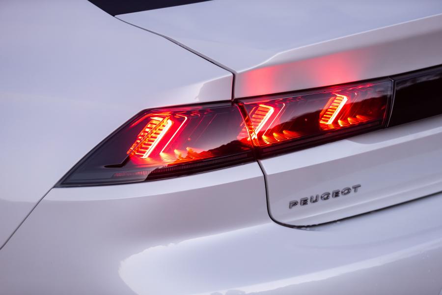 Детали экстерьера Peugeot 508 GT HYBRID 2019 года  (WW) (фото 23 из 40)